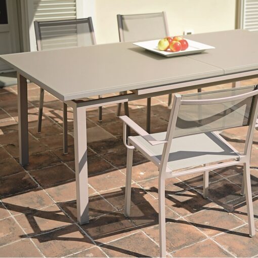 This extendable table accommodates to your needs. Whether you having a small dinner or a holiday party, seating room will no longer be a worry with its features.