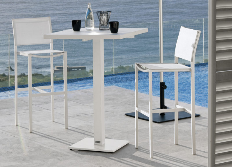 1200 2500a Manutti Napoli Bar Table