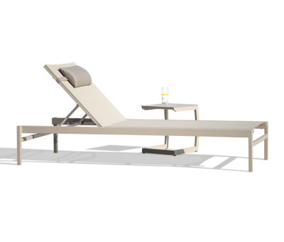 Simple and clean lines is what this table is made of along with its aluminium top. Its perfect to lay down that book, and just relax in the sun