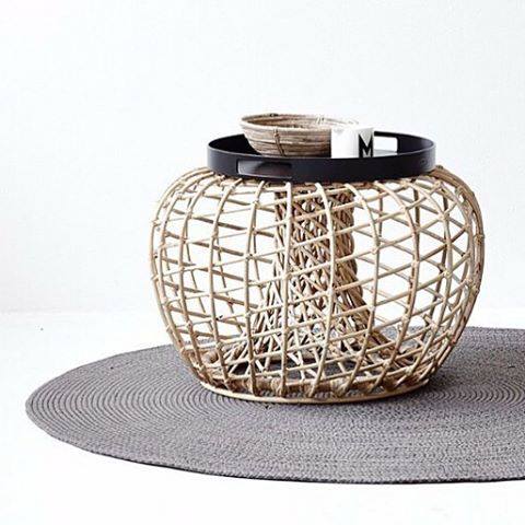 1300 1602c Round Rattan Side Table