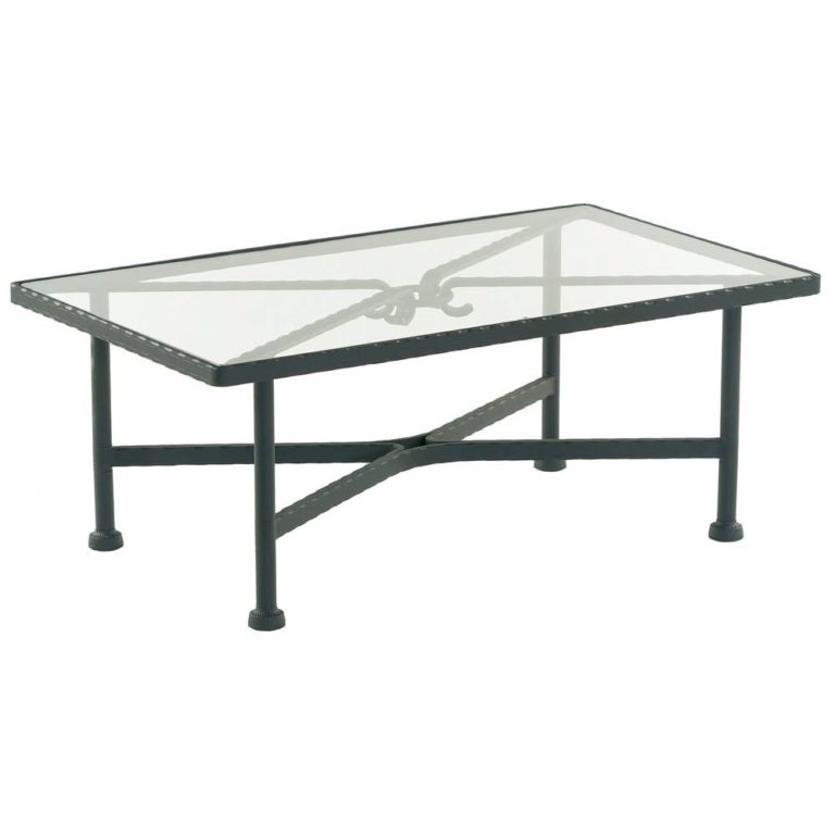 Palisades aluminum coffee table