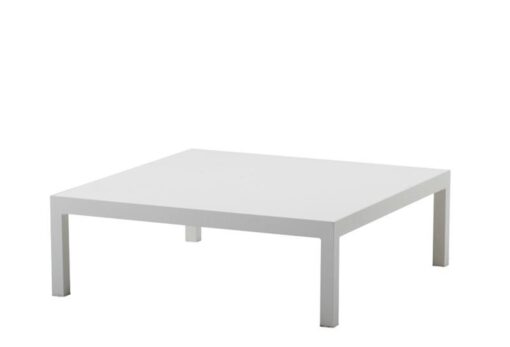 This coffee table by cane-line s ideal for your garden lounge furniture. The coffee table can be left outside.