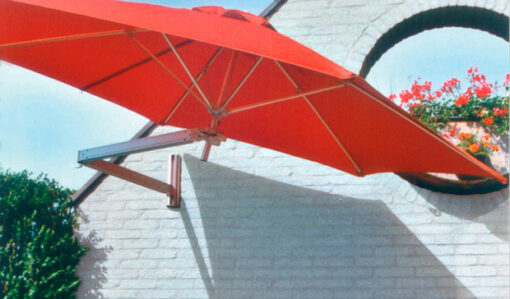 Beautiful and glorious this Cantilever umbrella is perfect balconies, and places that you may not really be able to have a regular umbrella, or want to have a regular base umbrella.