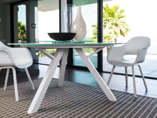1300 1106b Dining Table Collection