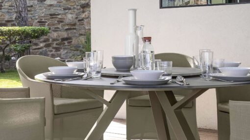 1300 1106d Dining Table Collection