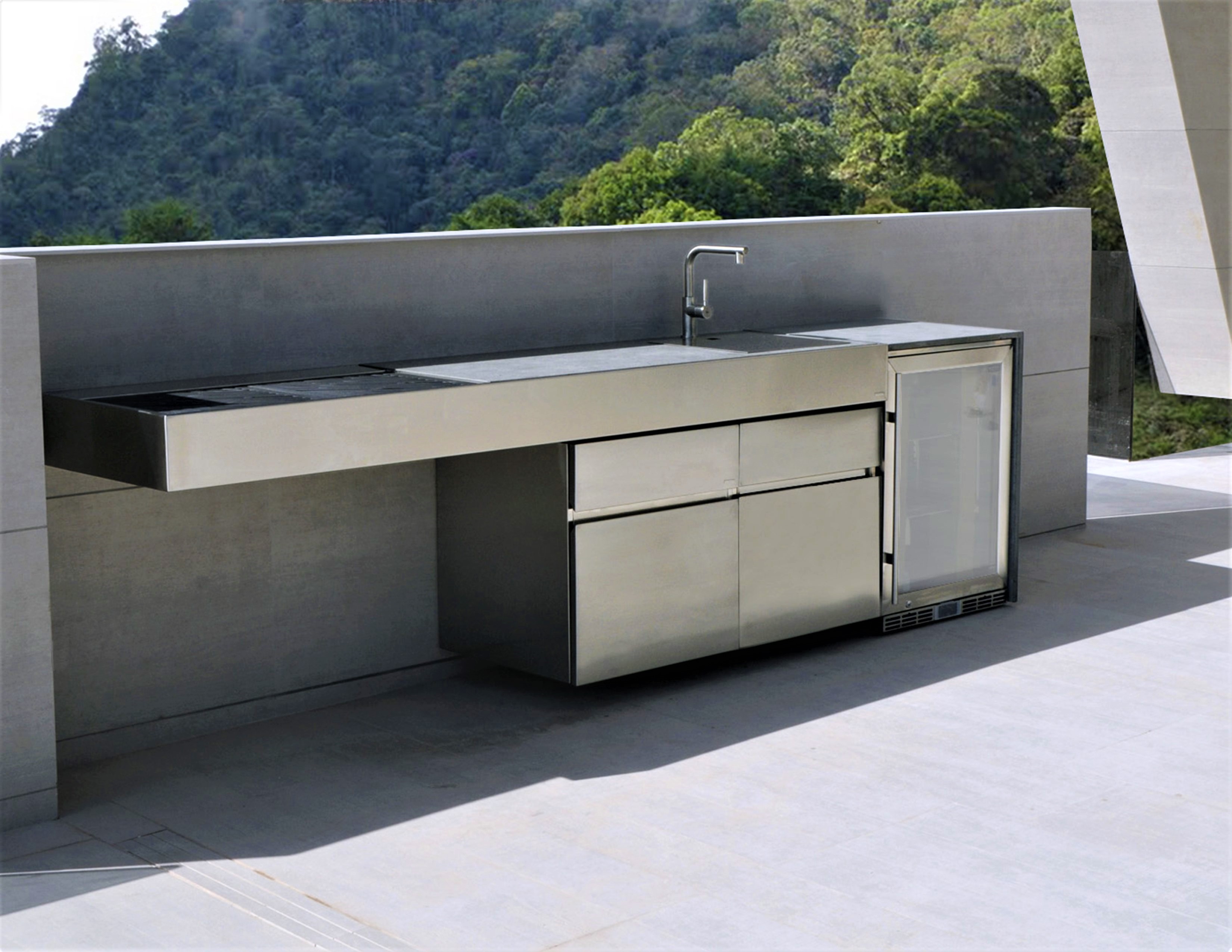 Sleek Cantilever Top Gas Charcoal Bbq Grill Couture Outdoor