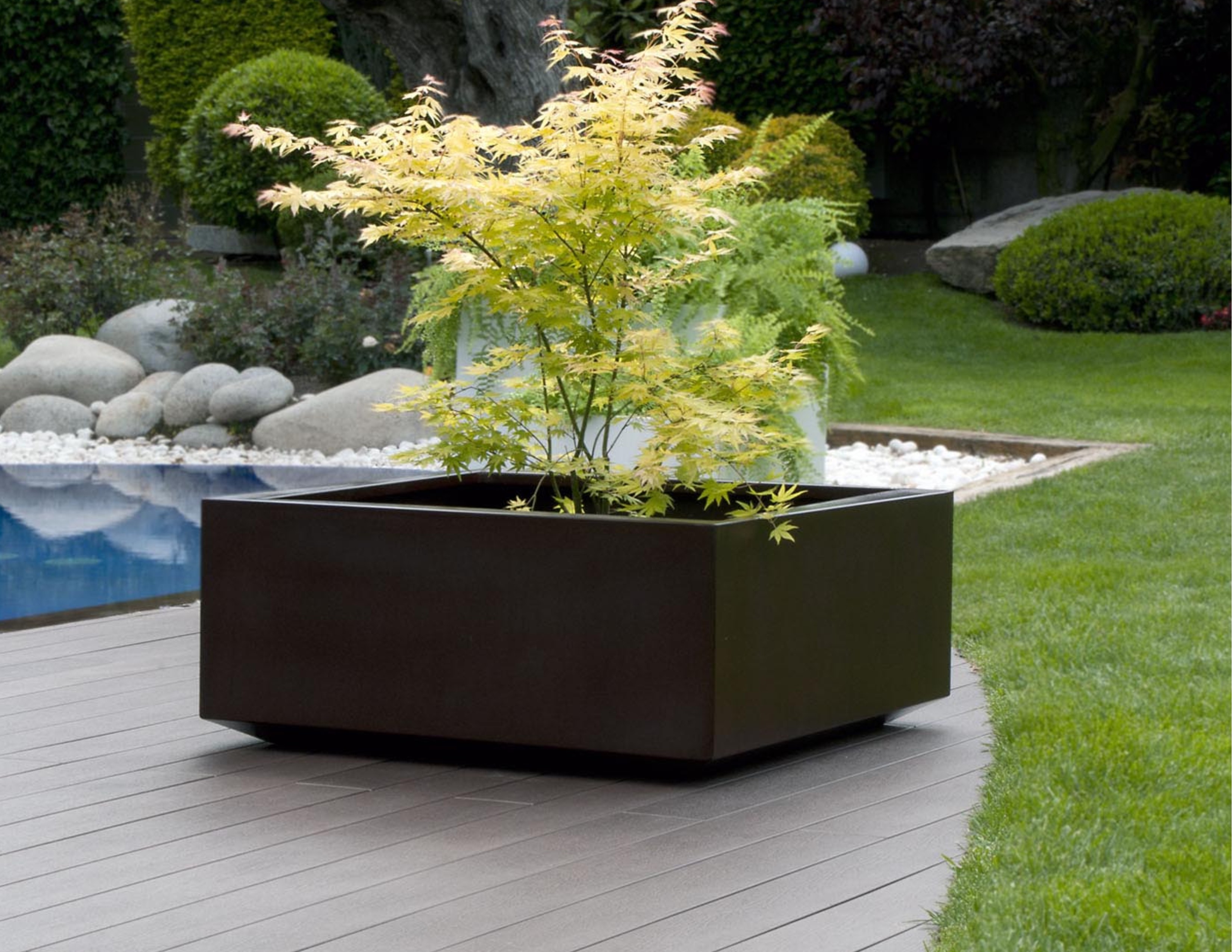 Cube Stainless Steel Planter Custom Colors - Couture Outdoor